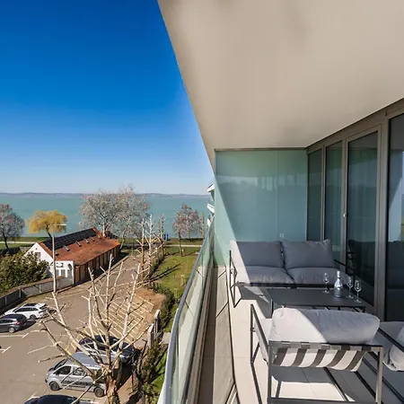 Myflat Wave Apartment *